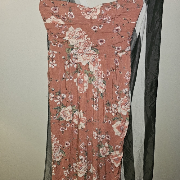 Strapless Jumpsuit - Picture 3 of 4